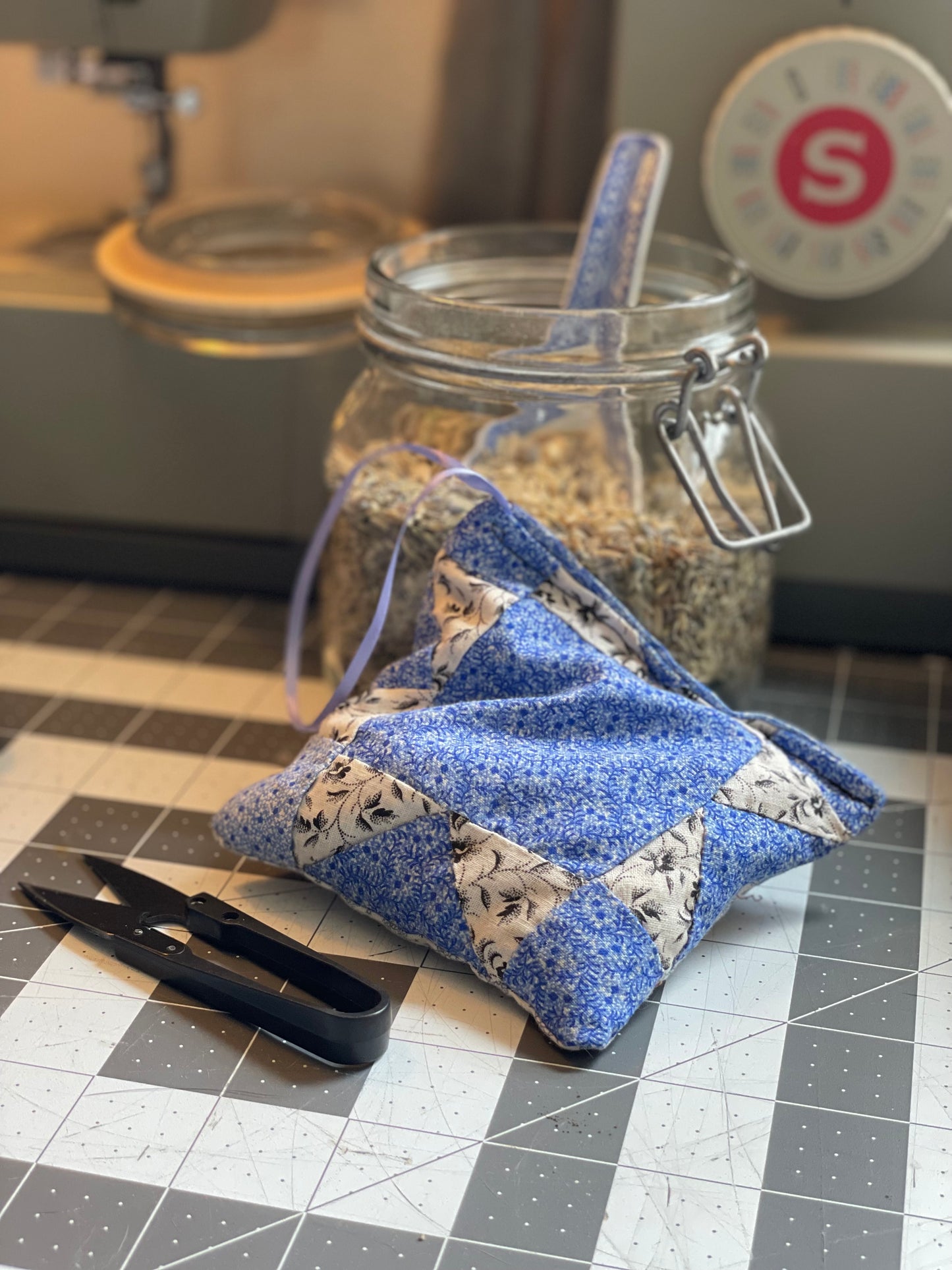 Vintage Quilt Lavender Sachet – Handmade Drawer Freshener or Ornament