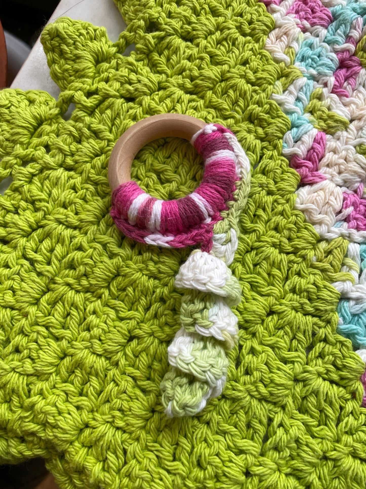 🌷Handmade Baby Gift Set – Crochet Blanket, Knit Hat & Wooden Pacifier Ring