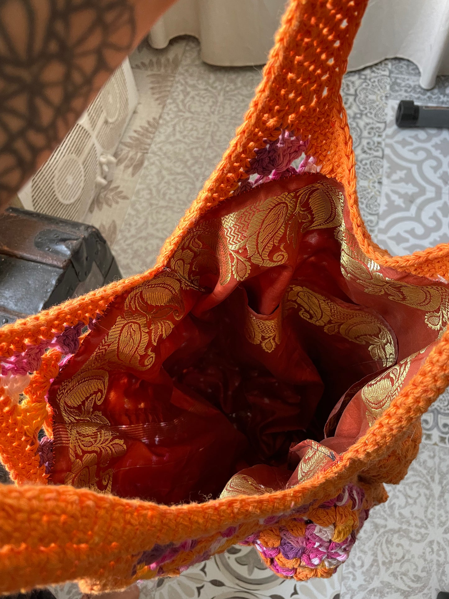 🧡🌺🌸🌻🧡Handmade Crochet Granny Square Tote – Retro Lined Shoulder Bag (One of a Kind)