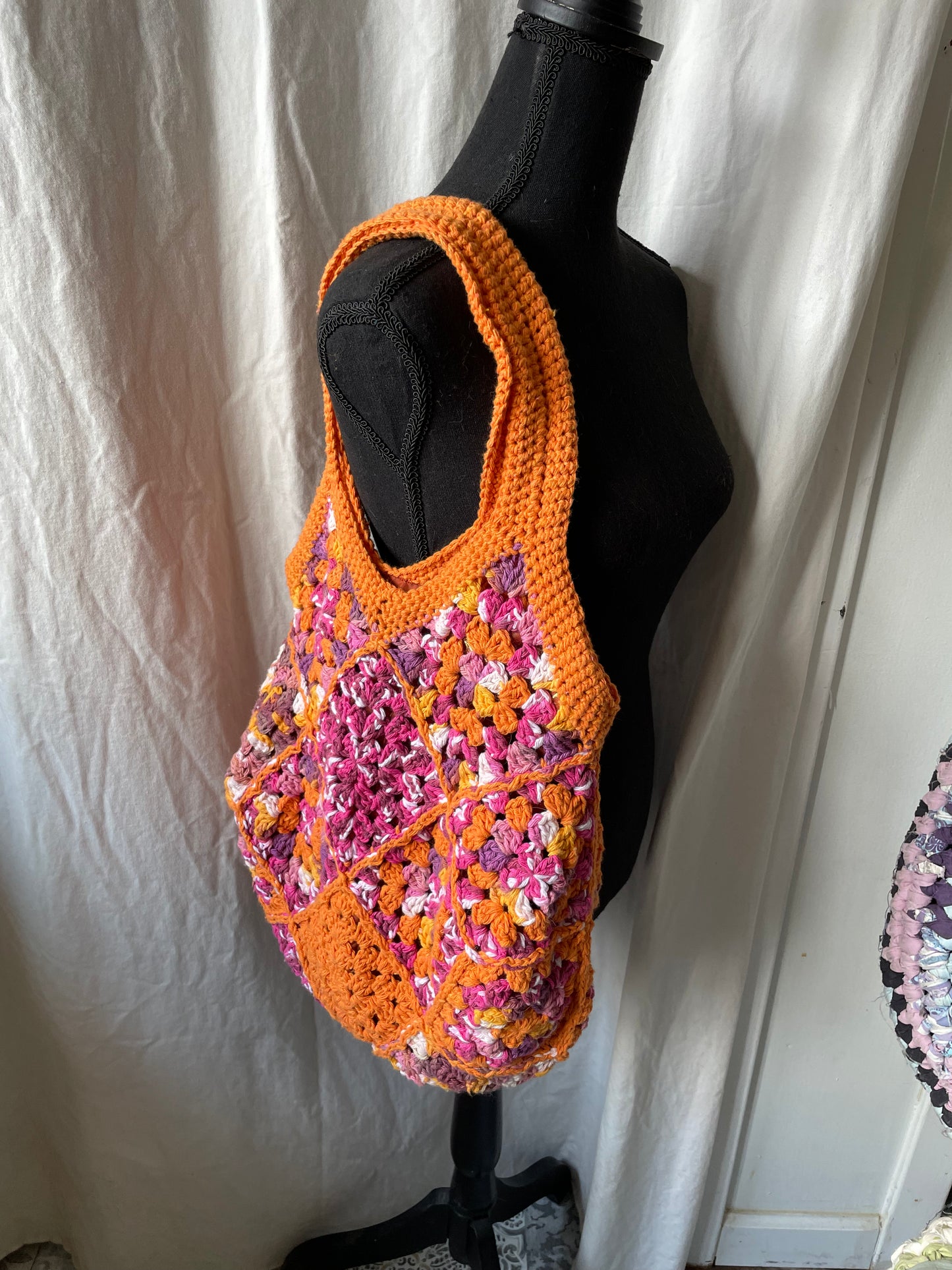 🧡🌺🌸🌻🧡Handmade Crochet Granny Square Tote – Retro Lined Shoulder Bag (One of a Kind)