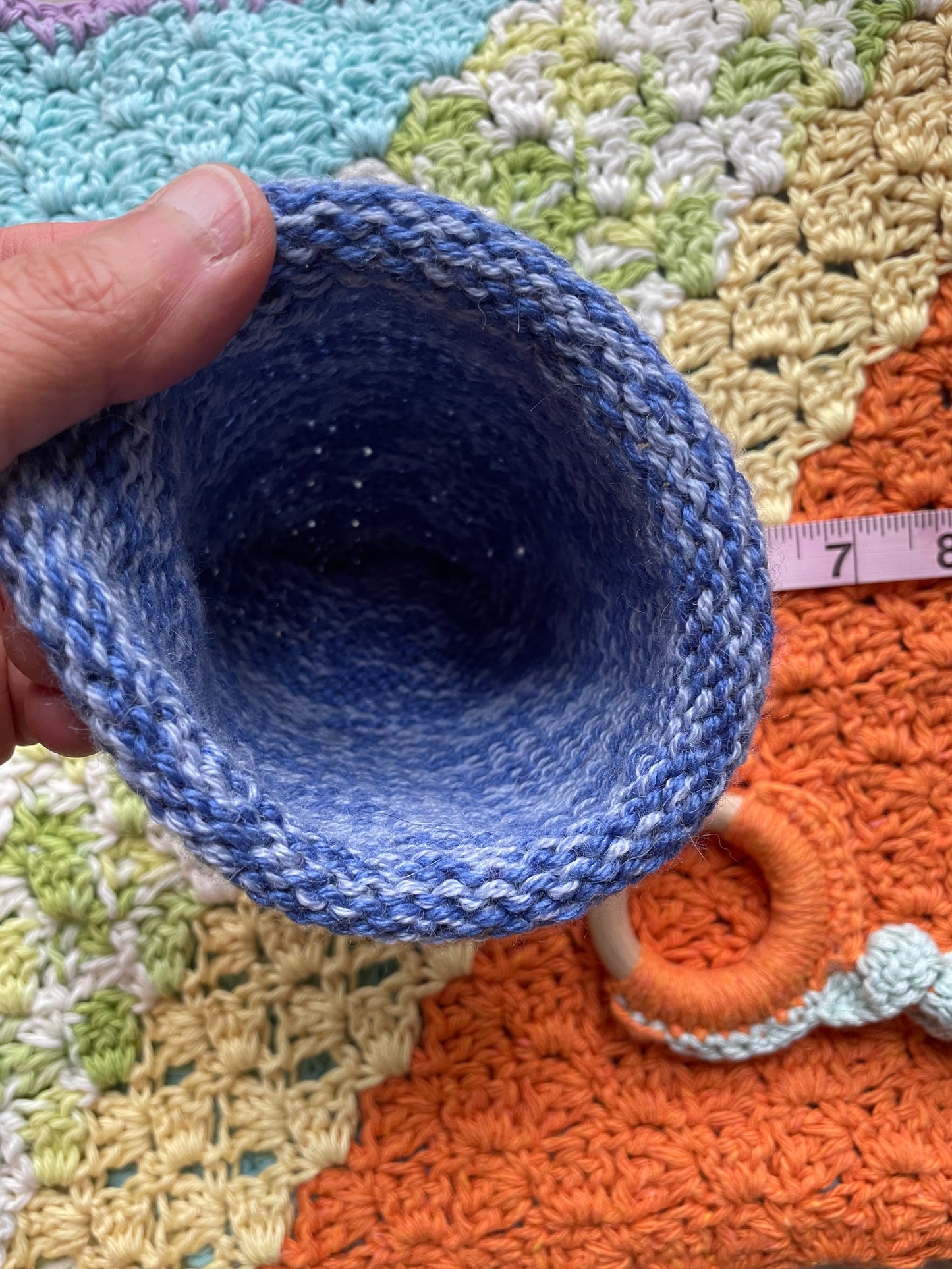 Pastel Rainbow 🌈 Baby Gift Set – Handmade Cotton Blanket, Natural Teether, & Alpaca Wool Hat