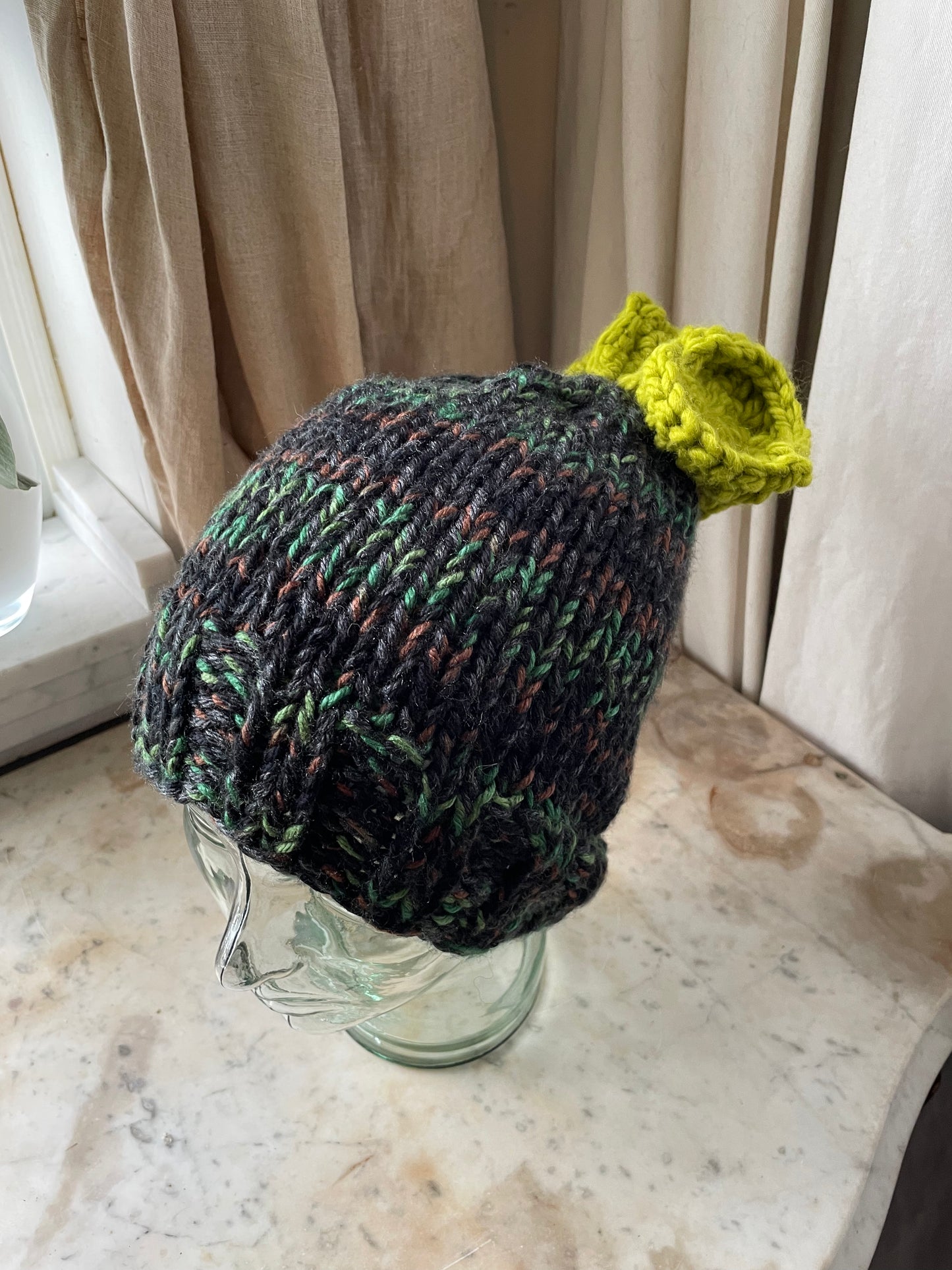 Chunky hand Knit 🎃 camo Beanie with pumpkin Stem & Leaf