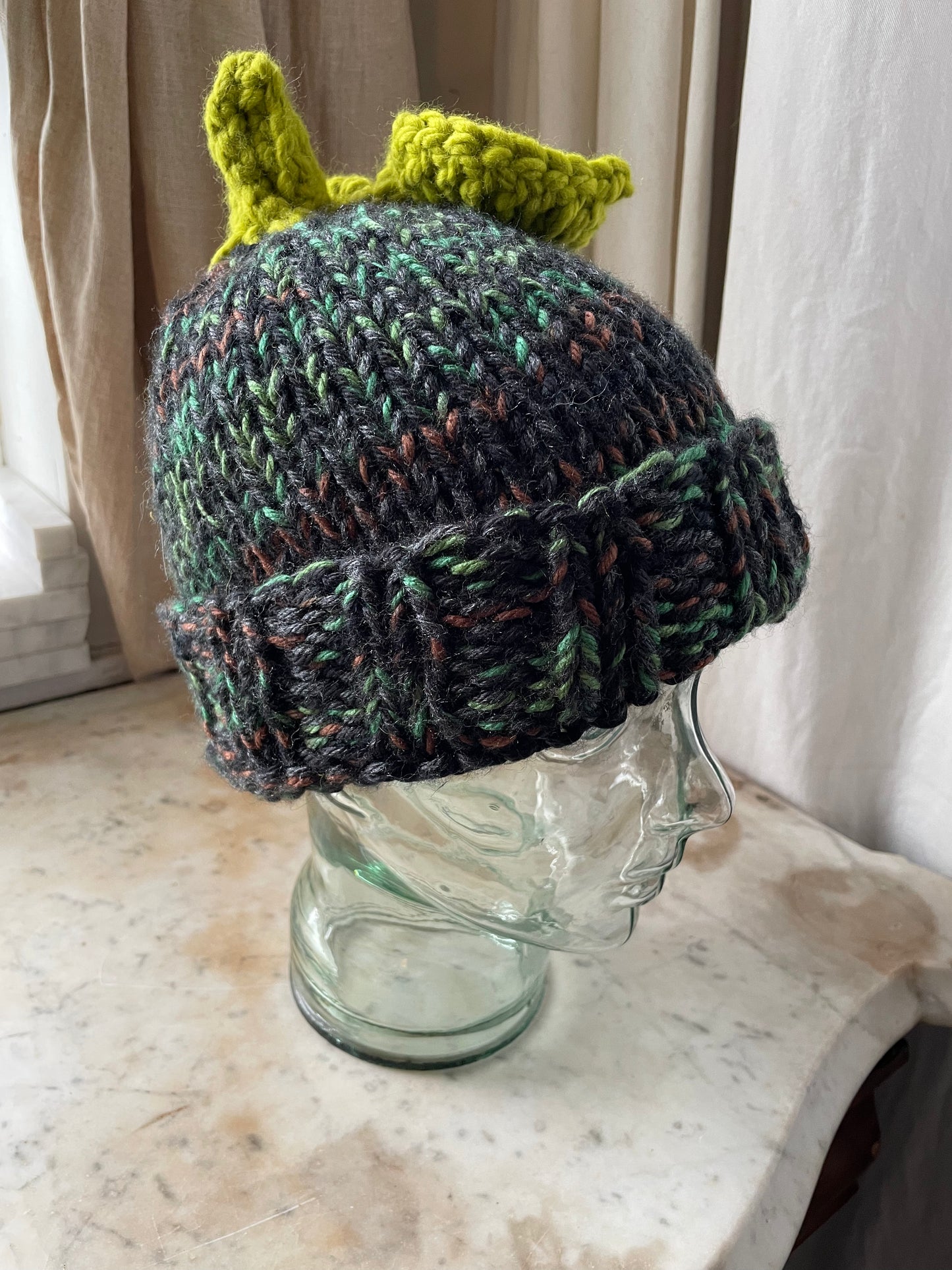 Chunky hand Knit 🎃 camo Beanie with pumpkin Stem & Leaf