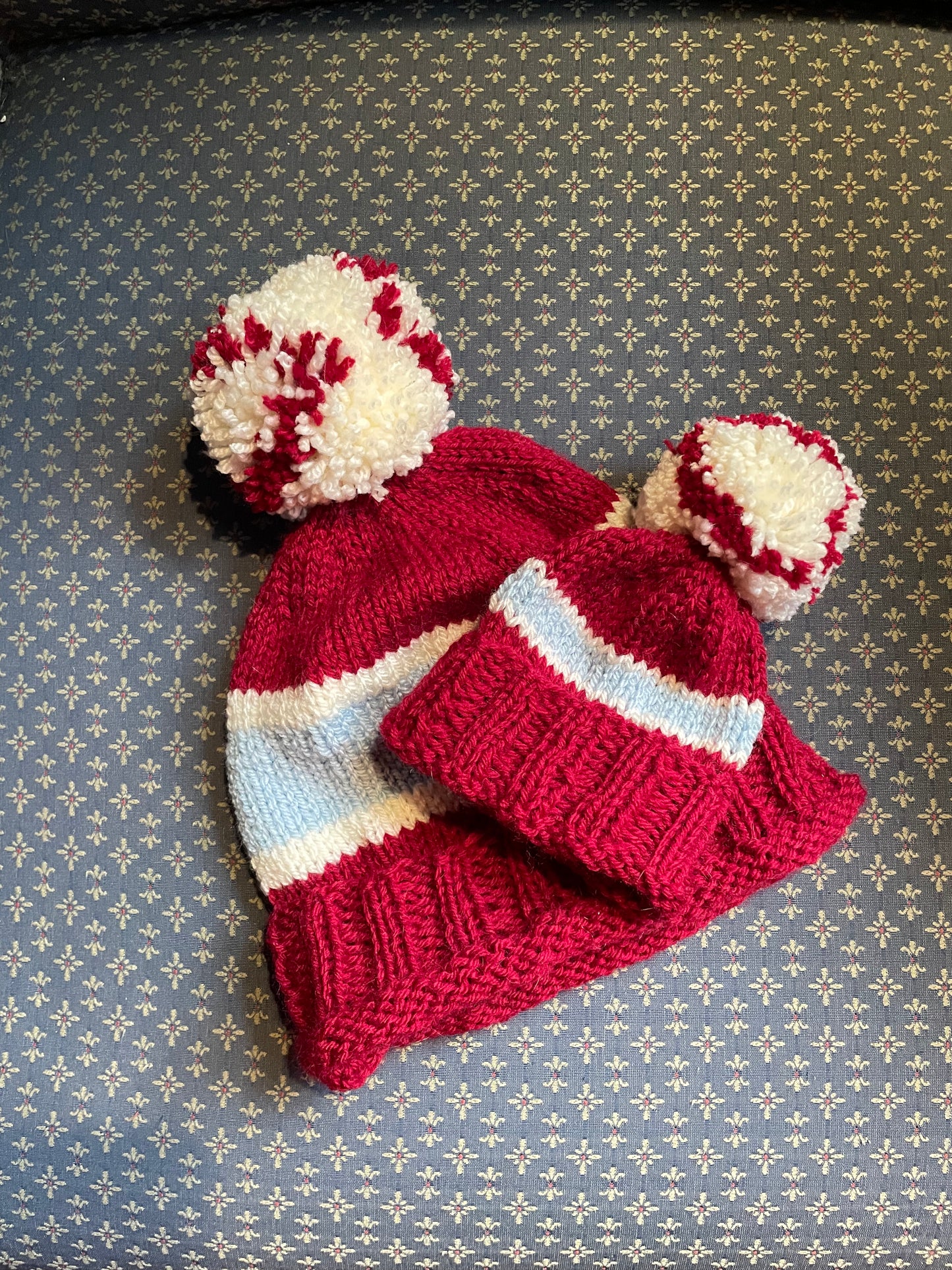 Philadelphia baseball pompom hand knit beanie